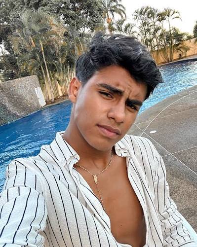 Carlos G.